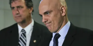 Oposição articula impeachment de Moraes por suspeita ligada ao Banco Master