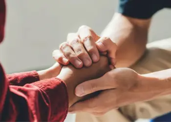 Projeto autoriza atendimento psicológico gratuito e prioritário a vítimas de crimes em Foz