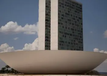 Câmara dos Deputados abre inscrições para concurso com 70 vagas imediatas