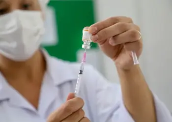 Saúde do Paraná alerta para atualização da vacinação antes do retorno às aulas