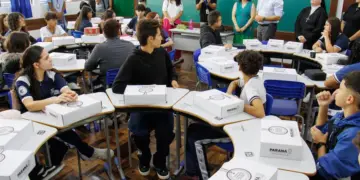 Rede estadual do Paraná inicia ano letivo de 2026 para cerca de 1 milhão de alunos