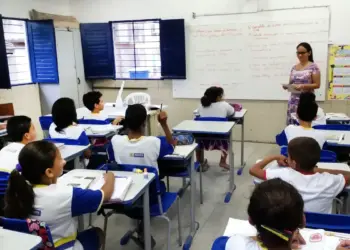 Escolas terão conteúdos de prevenção à violência contra a mulher