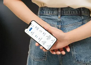 Nova lei municipal amplia divulgação de canais de proteção a mulheres e crianças em Foz