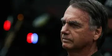 Moraes nega prisão domiciliar a Bolsonaro e mantém ex-presidente na Papudinha