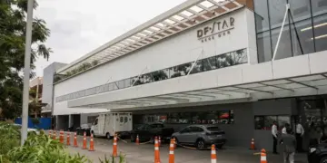 Bolsonaro é internado em UTI hospitalar com broncopneumonia bilateral