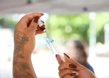 Alerta de sarampo nas Américas mobiliza vigilância e reforça vacinação no Brasil