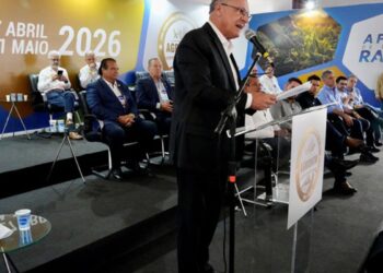 Alckmin anuncia R$ 10 bilhões para modernização de máquinas agrícolas