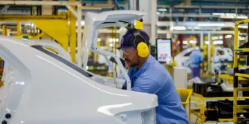 Paraná inicia semana com mais de 22 mil vagas formais em diversas áreas e níveis profissionais