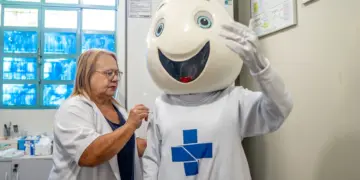 Vacinação contra gripe em Foz atinge 22 mil doses em um mês, mas cobertura segue abaixo da meta