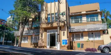 Prefeitura de Foz antecipa parcelas e paga retroativos a servidores municipais