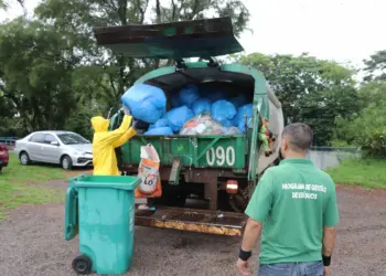 Câmara busca esclarecimentos sobre a prestação de serviço de coleta de lixo em bairros de Foz