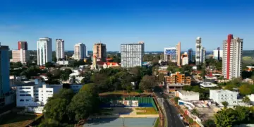 Foz do Iguaçu registra 72% de ocupação hoteleira em março e atinge recorde histórico