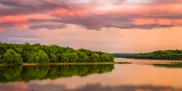 Plano de turismo náutico no Lago de Itaipu avança com roteiros e exigências ambientais