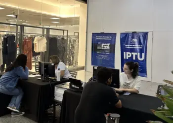 IPTU Digital 2026: Mais de 200 pessoas aproveitam o último plantão para distribuição de carnês