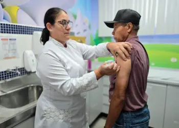 Paraná ultrapassa 597 mil doses aplicadas na campanha de vacinação contra a gripe
