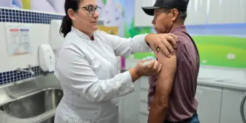 Paraná ultrapassa 597 mil doses aplicadas na campanha de vacinação contra a gripe