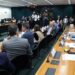 Pedido de vista adia votação da PEC do fim da escala 6X1