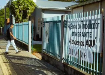 Mutirão de empregos no Santa Rita reúne candidatos e encaminha trabalhadores para vagas