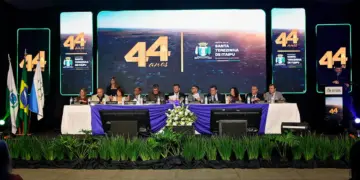 Sessão solene celebra 44 anos de Santa Terezinha de Itaipu e homenageia famílias pioneiras