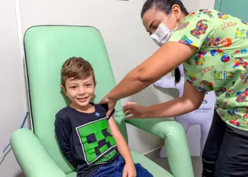 UBSs AKLP e São João abrem neste sábado (9) para vacinação contra a gripe