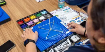 Estado adquire 120 kits para ensino de Matemática a alunos com deficiência visual
