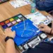 Estado adquire 120 kits para ensino de Matemática a alunos com deficiência visual