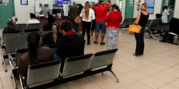 Câmara de Foz mantém veto a projeto que previa divulgação diária do tempo de espera na saúde