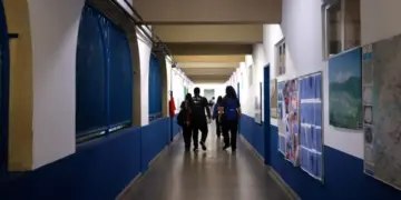 Enfrentamento à violência é desafio para 71,7% dos gestores de escolas
