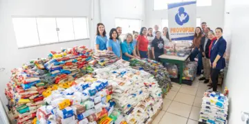 Fespop 2026 arrecada 8 toneladas de alimentos para entidades de Santa Terezinha de Itaipu
