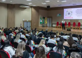 Projeto +Enem vai preparar gratuitamente 12 mil estudantes do Oeste e Sudoeste do Paraná