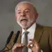 Lula anuncia fim da taxa das blusinhas a meses da eleição