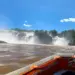 Passeio do Macuco Safari é suspenso após acidente com morte de turista nas Cataratas do Iguaçu
