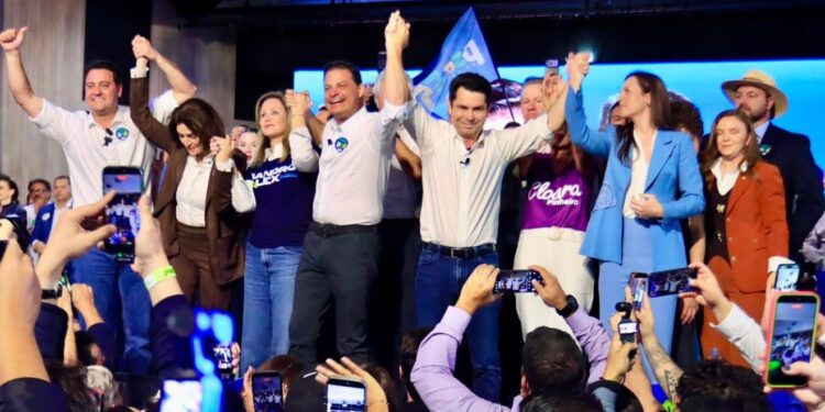 PSD oficializa Sandro Alex como candidato ao Governo do Paraná em convenção partidária