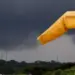 Inmet emite alerta de tempestade para nove regiões do Paraná com risco de granizo