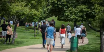 Fim de semana terá calor, ventos fortes e retorno da chuva em diversas regiões do Paraná