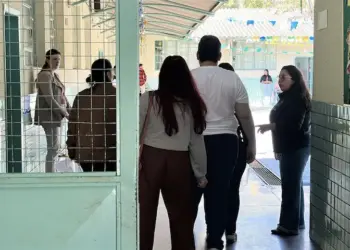 Quase 13 mil candidatos participam das provas do concurso público da Prefeitura de Foz do Iguaçu