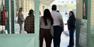 Quase 13 mil candidatos participam das provas do concurso público da Prefeitura de Foz do Iguaçu