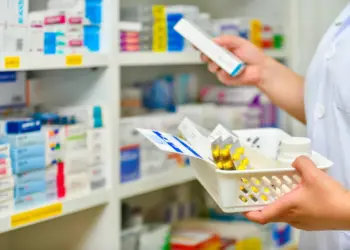 Receitas de médicos particulares poderão ser aceitas para retirada de medicamentos pelo SUS