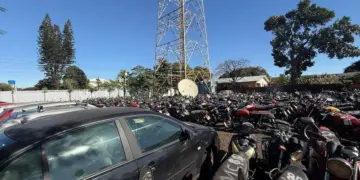 Visitação aos veículos do leilão do Foztrans começa nesta segunda e segue até quarta-feira