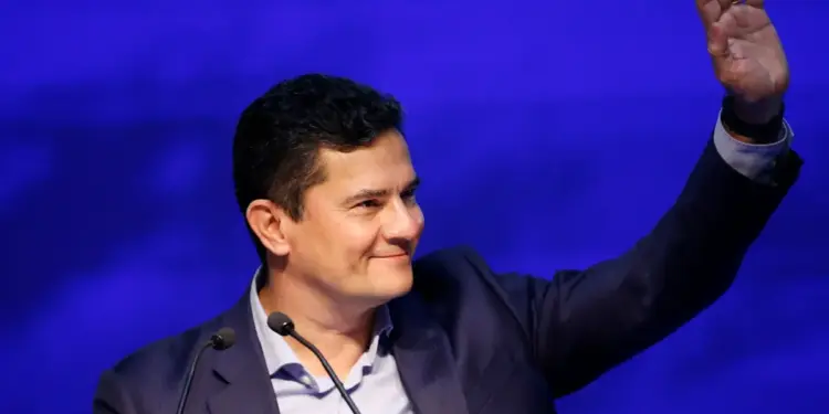 Pesquisa aponta Sergio Moro com ampla vantagem sobre Requião Filho no Paraná