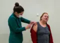 Mais de 4,5 mil doses da vacina contra a gripe são aplicadas na primeira semana de vacinação para toda a população