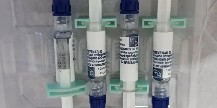 Vacina Pneumo 20 passa a ser oferecida gratuitamente em todas as UBSs de Foz do Iguaçu