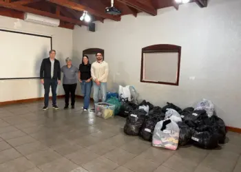 Campanha do Agasalho Fisco Cataratas encerra edição de 2026 com arrecadação de 1.395 peças