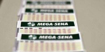 Mega-Sena acumula e prêmio principal vai para R$ 27 milhões