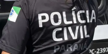 Justiça decreta prisão preventiva de pai flagrado agredindo filha de 3 anos na rua