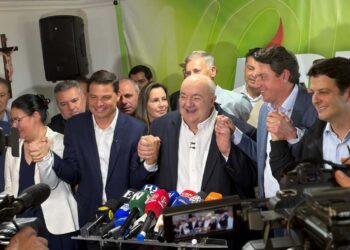 Rafael Greca confirma candidatura a vice de Sandro Alex na disputa pelo Governo do Paraná