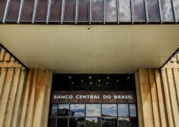 Copom inicia reunião que definirá taxa básica de juros