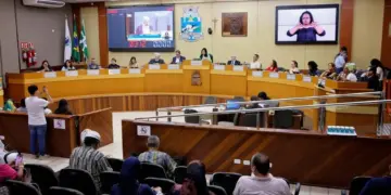 Audiência pública debate nova zona turística na Avenida das Cataratas nesta quarta-feira (26))