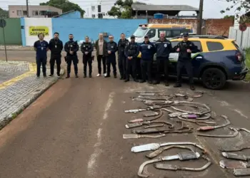 Foztrans e GM destroem cerca de 100 escapamentos irregulares