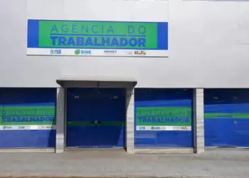 Agência do Trabalhador de Foz oferece 812 vagas em 164 funções nesta quinta-feira